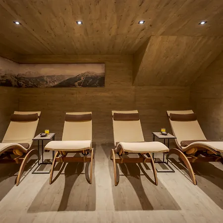 Boutique House Happyellow-2